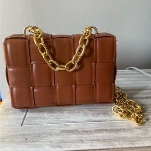 Brown Woven Chain Shoulder/Short Chain Bag